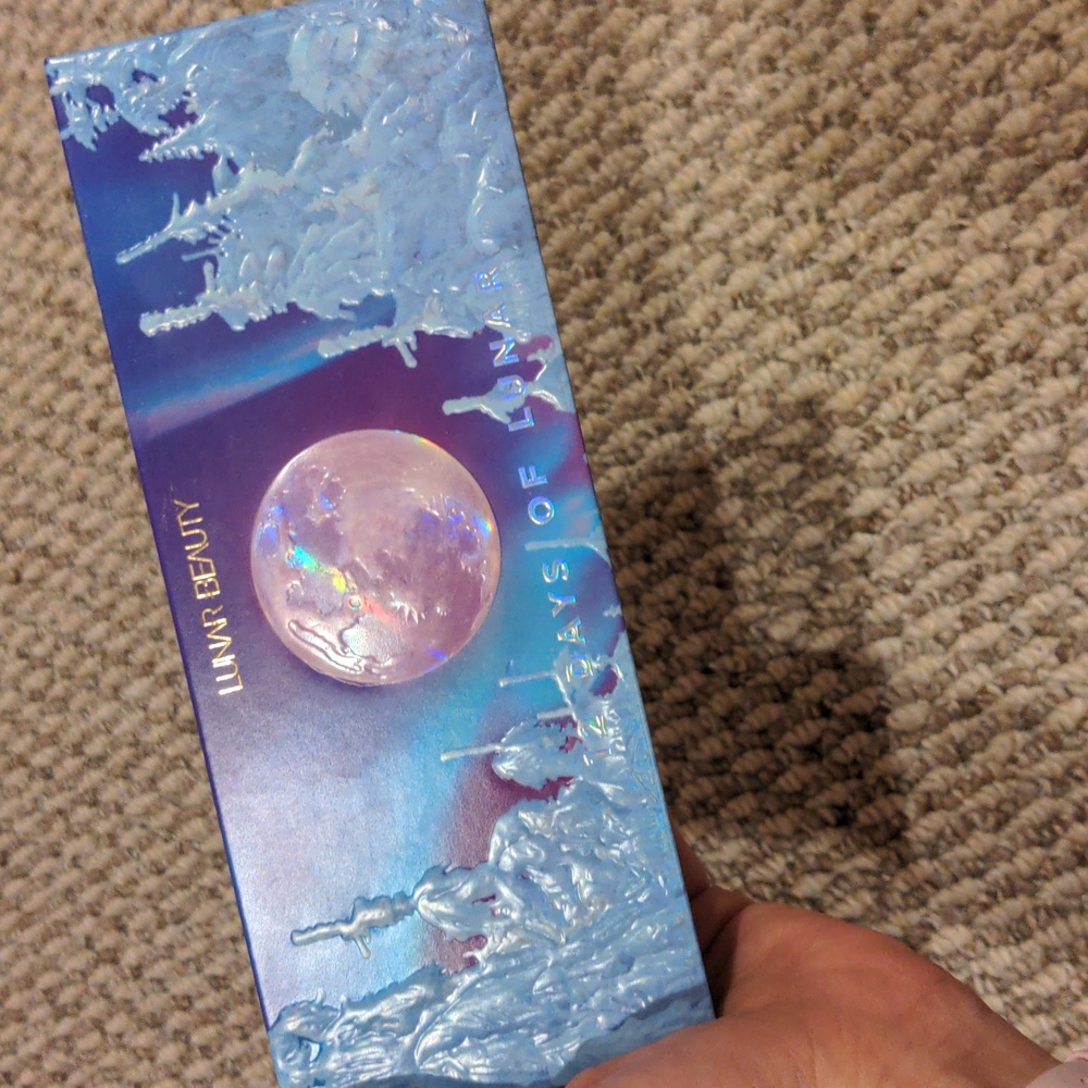 Lunar Beauty 12 days of lunar palette